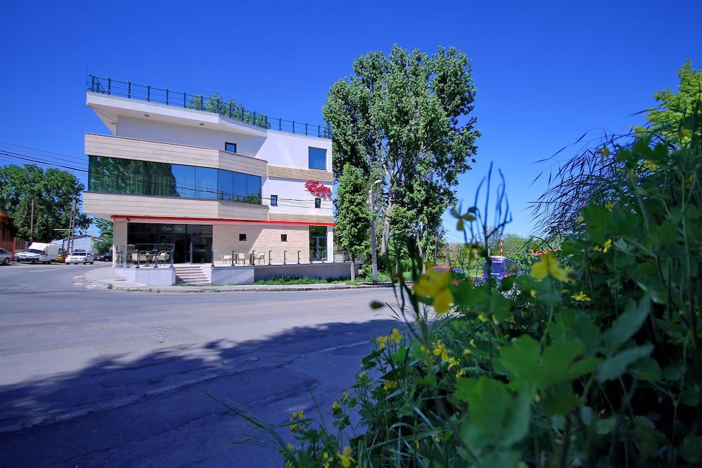 Hotel Eden Tulcea Exterior foto