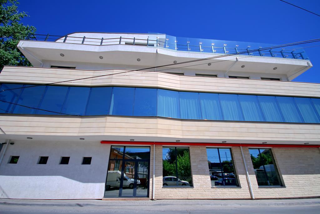 Hotel Eden Tulcea Exterior foto